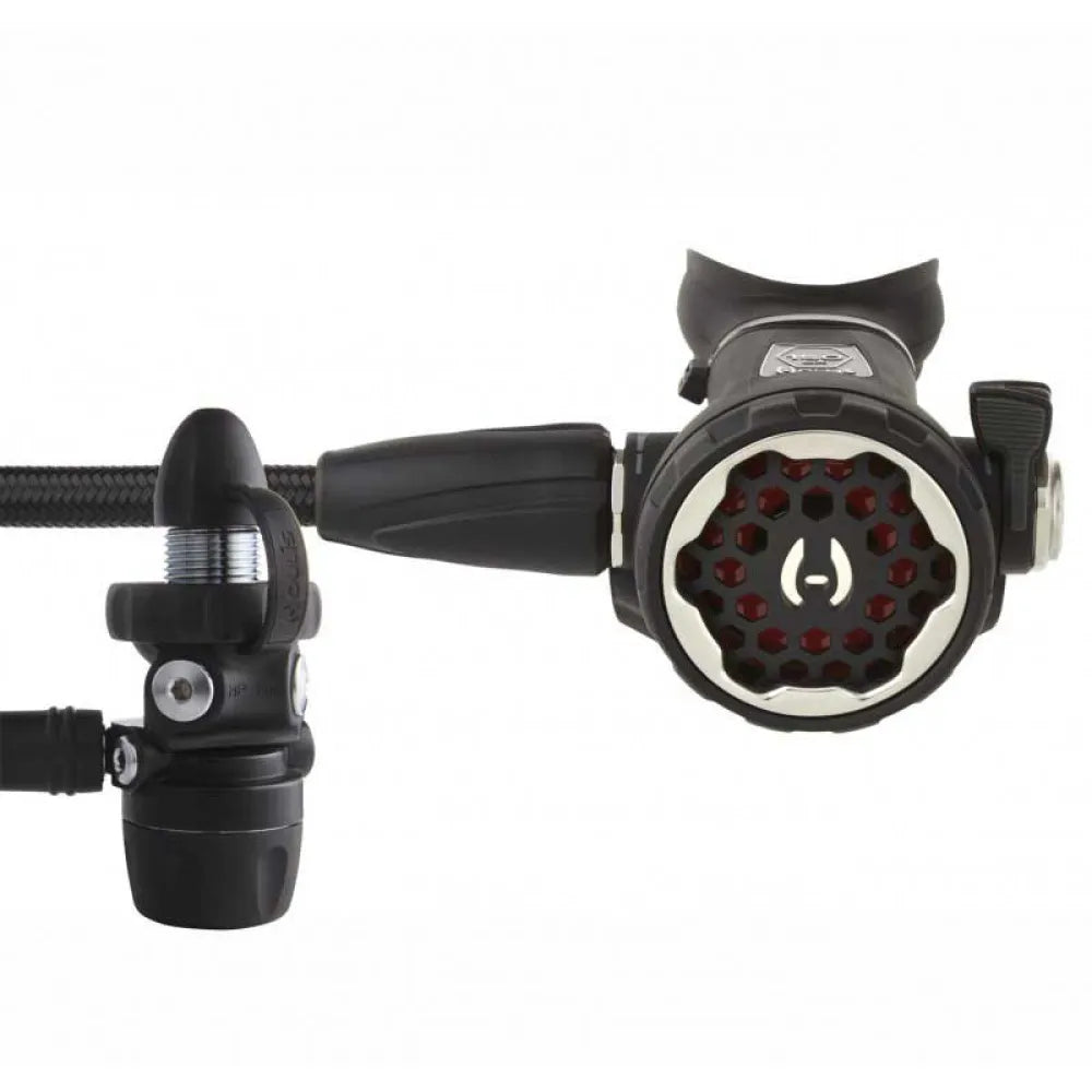 Hollis 150LX DC7 DIN diving regulator set